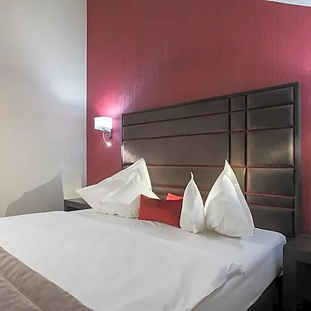 The Fifth Floor By Old Town 4*