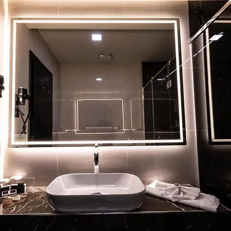 The Fifth Floor By Old Town Hotel Timisoara